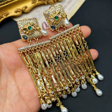 eye earrings