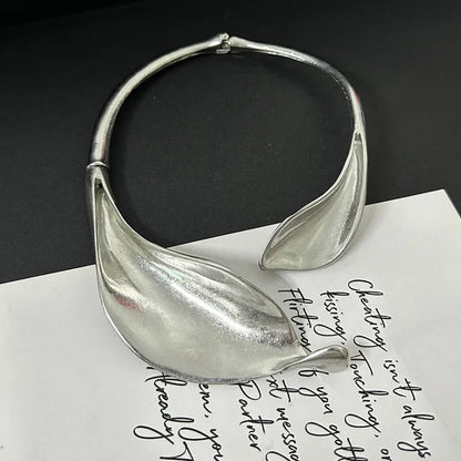 Metal leaf shaped flower bracelet