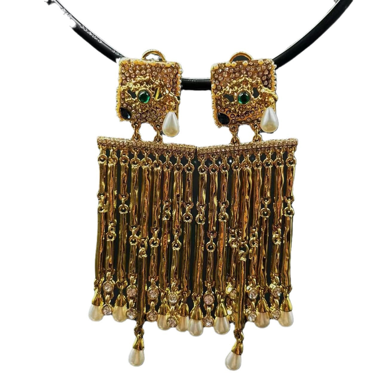 eye earrings